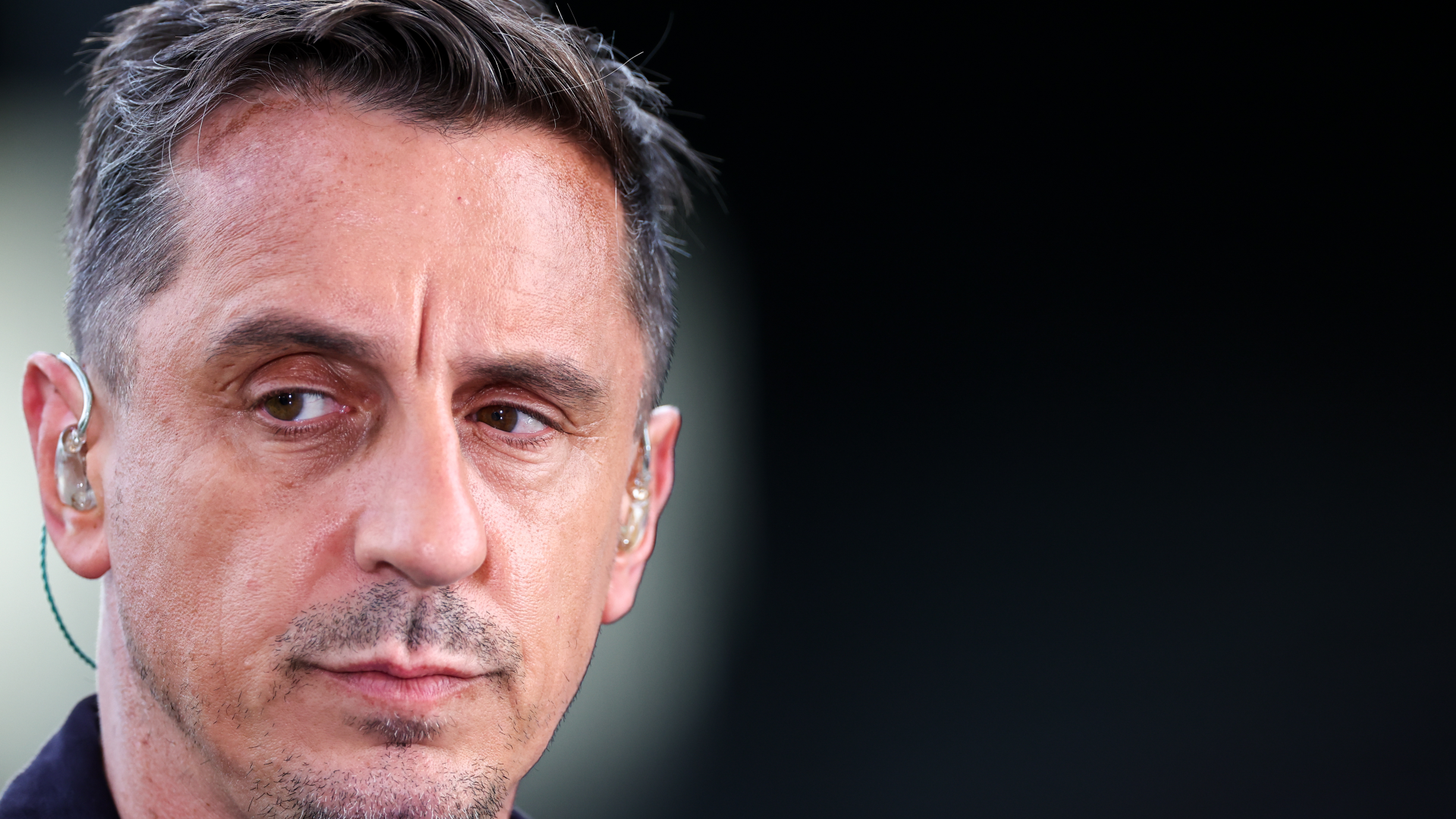Disbelief of Gary Neville in the latest Manchester United reports